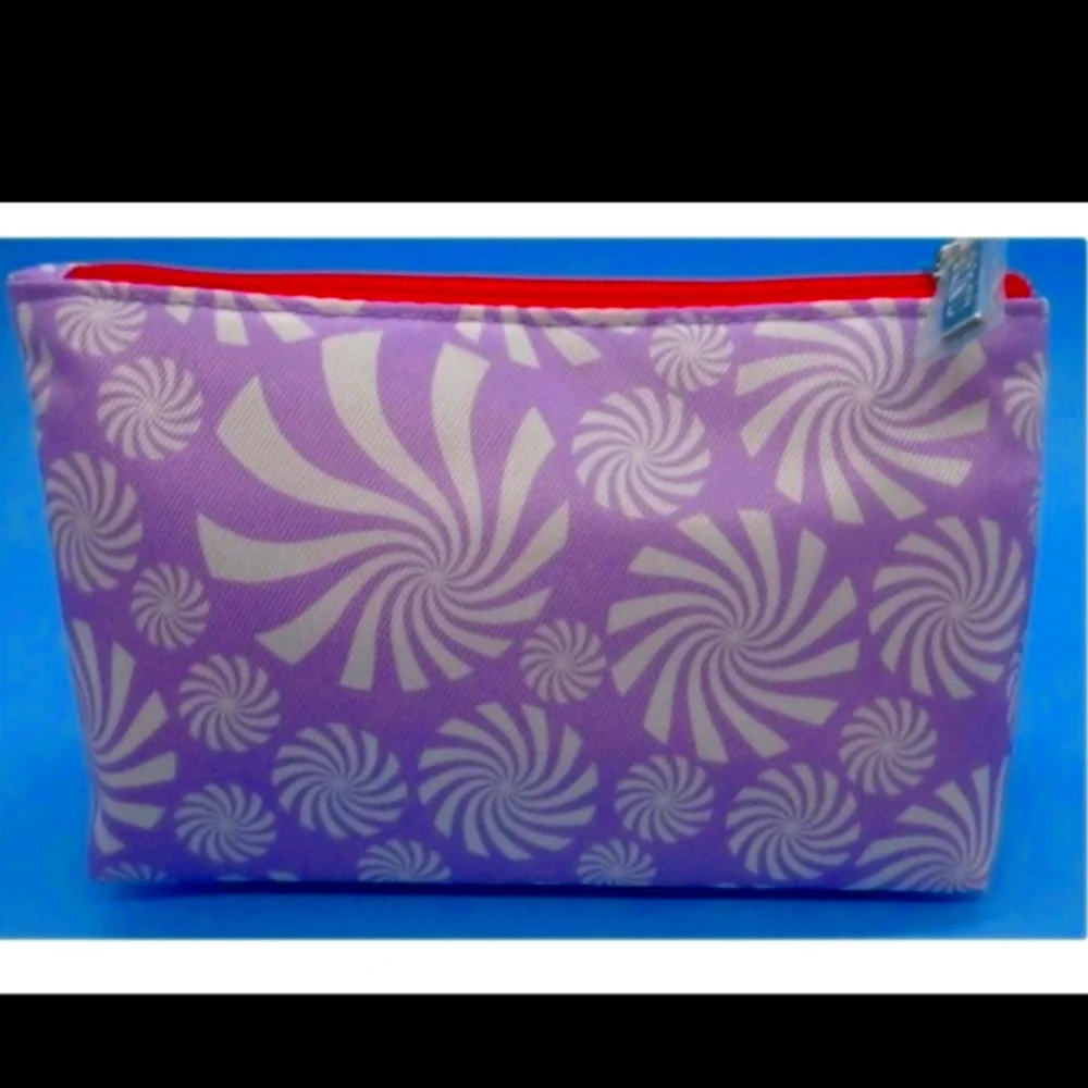 NEW Clinique Makeup Bag